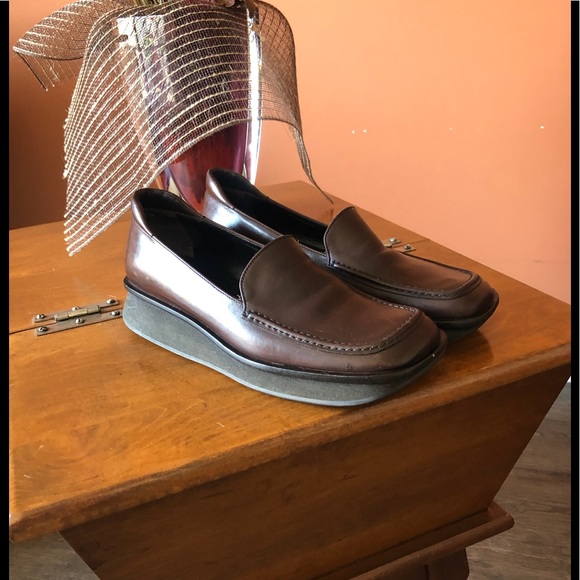 PRADA chocolate brown slip-on leather loafers - Picture 3 of 10